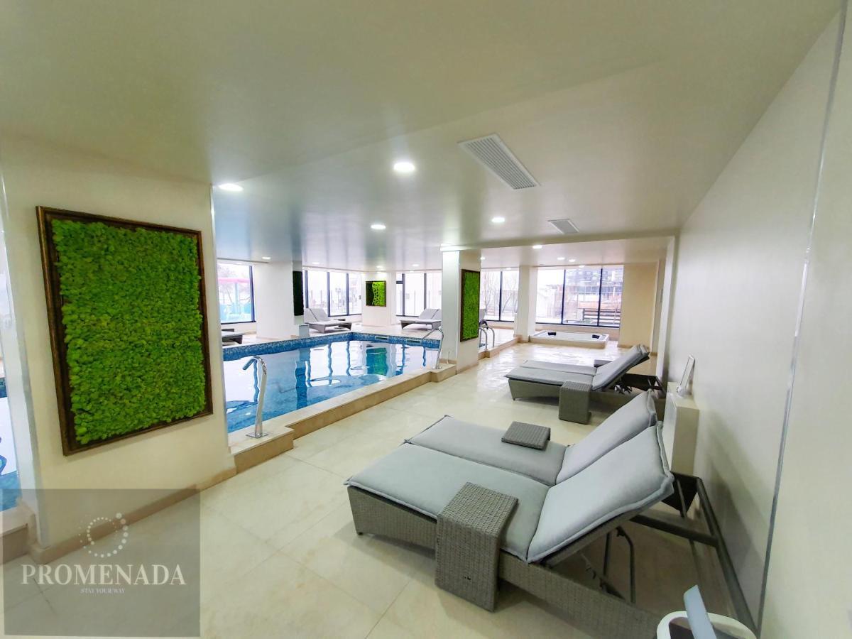 Cristalex Aparthotel & Spa Mamaia Nord Năvodari Екстериор снимка